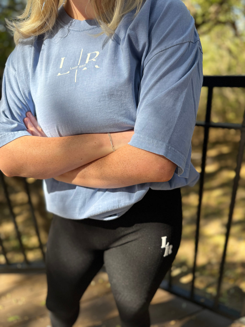 Women’s Oversized Gym Shirt | Washed Denim Pump Cover